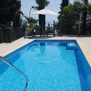 Apartment Maria 10 With Swimming Pool, Opatija